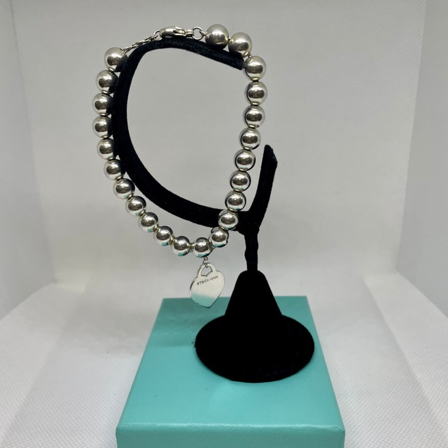 Tiffany & Co. Return to Tiffany Charm on Sterling Pearls Bracelet