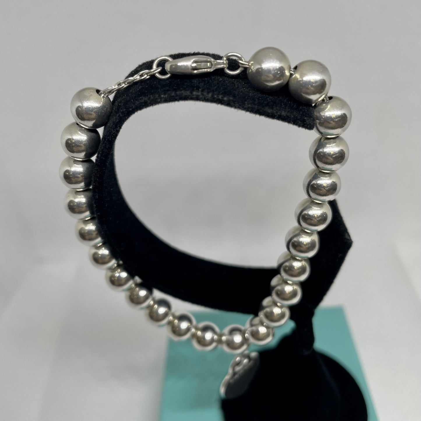 Tiffany & Co. Return to Tiffany Charm on Sterling Pearls Bracelet