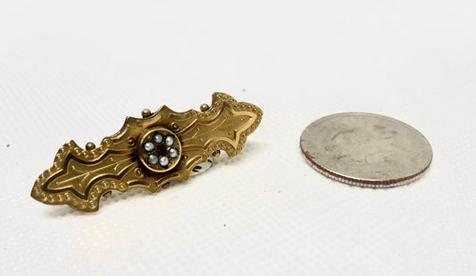 9 carat 375 gold Victorian pin